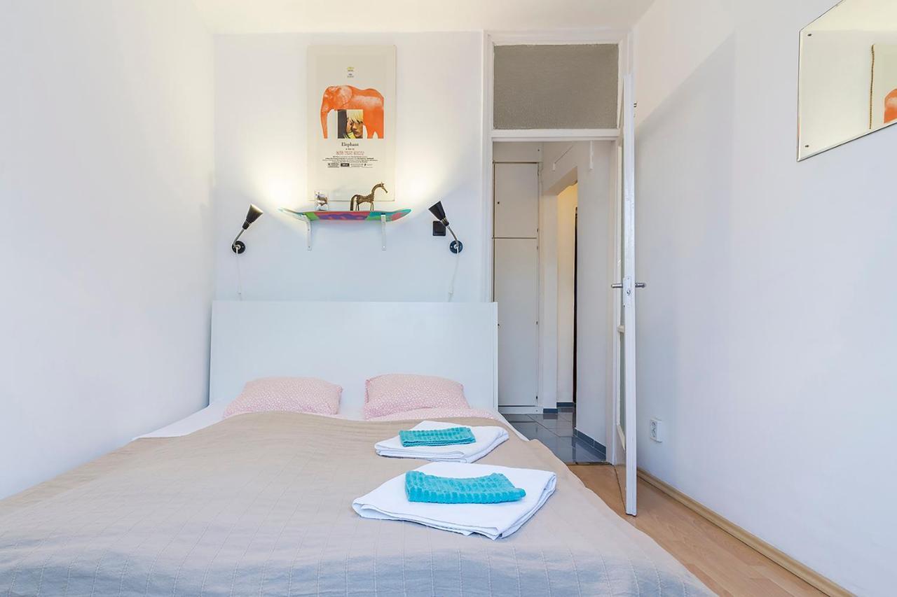 Mohinga Apartment Budapest Exteriör bild
