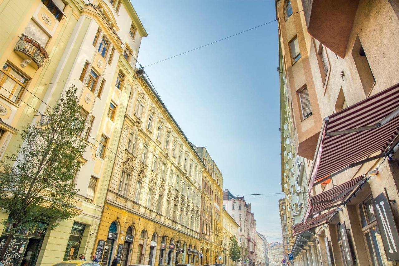 Mohinga Apartment Budapest Exteriör bild