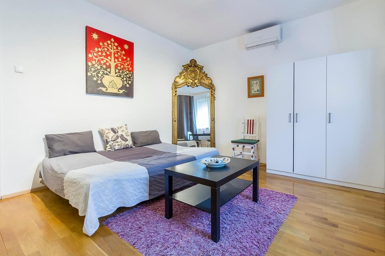 Mohinga Apartment Budapest Exteriör bild